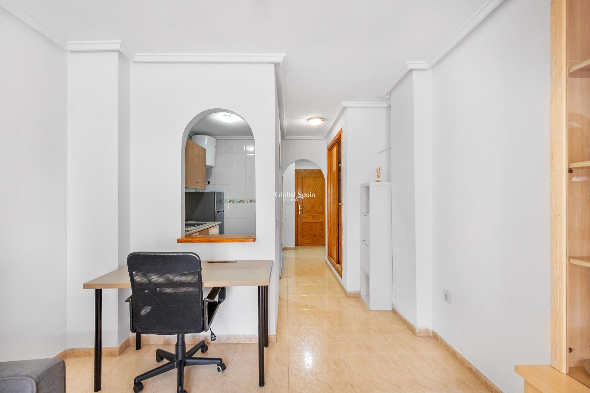Venta - APARTAMENTO -
TORREVIEJA - Estacion de autobuses