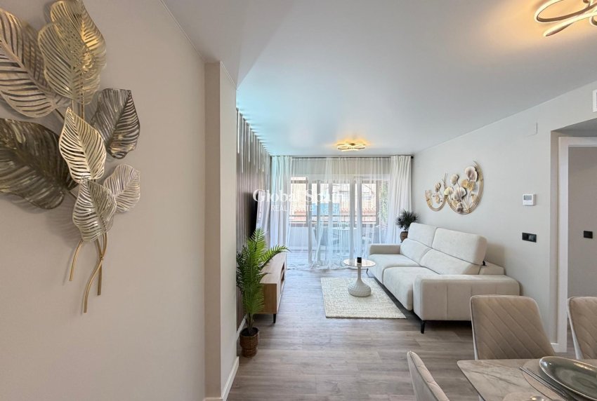 Venta - APARTAMENTO -
TORREVIEJA - Estacion de autobuses
