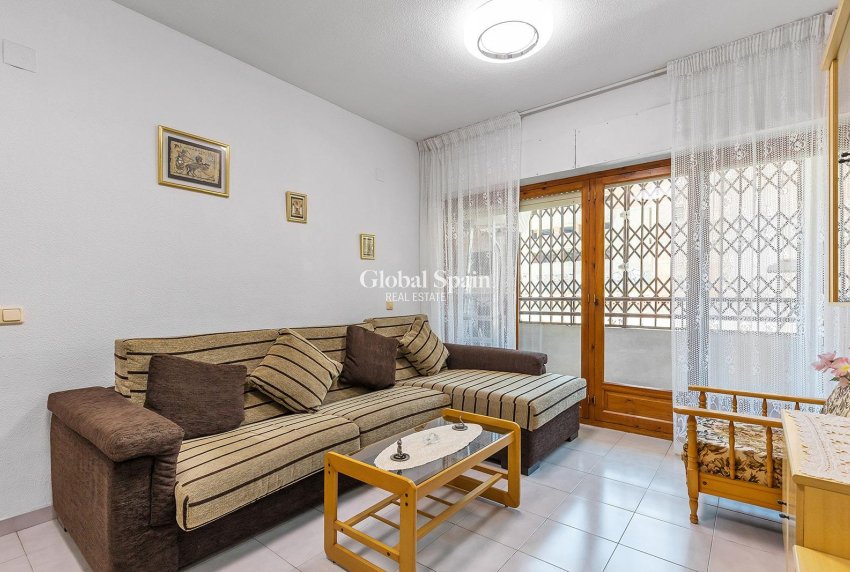 Venta - APARTAMENTO -
TORREVIEJA - Estacion de autobuses