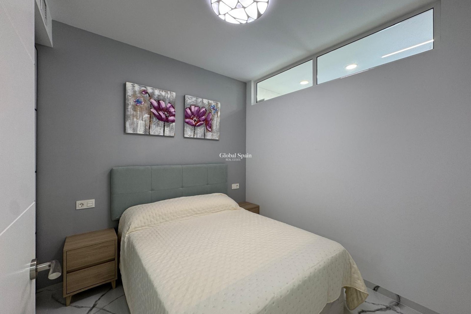 Venta - APARTAMENTO -
TORREVIEJA - Estacion de autobuses
