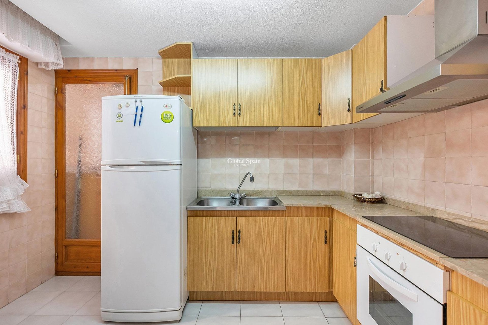 Venta - APARTAMENTO -
TORREVIEJA - Estacion de autobuses