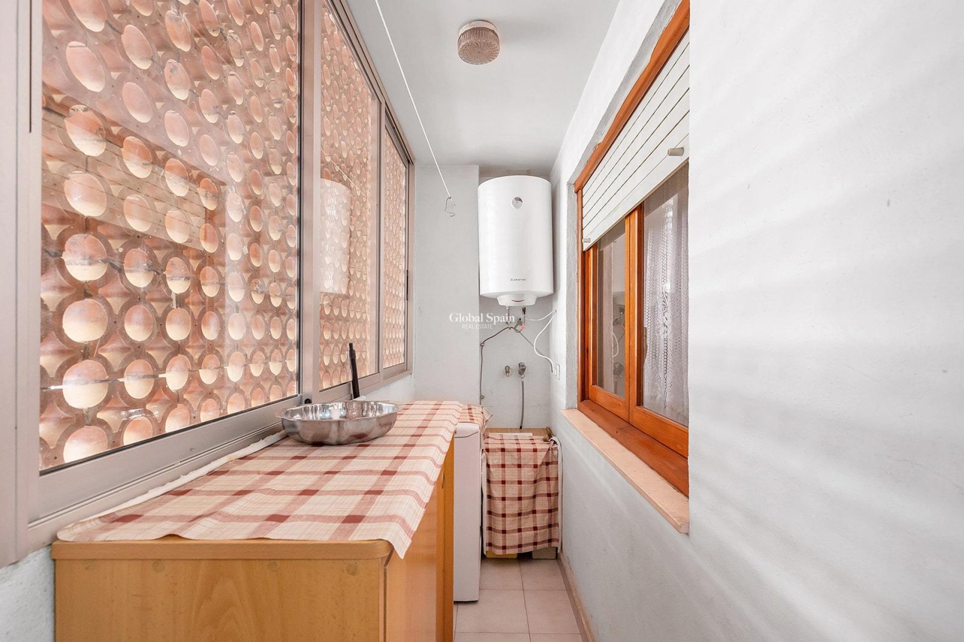 Venta - APARTAMENTO -
TORREVIEJA - Estacion de autobuses