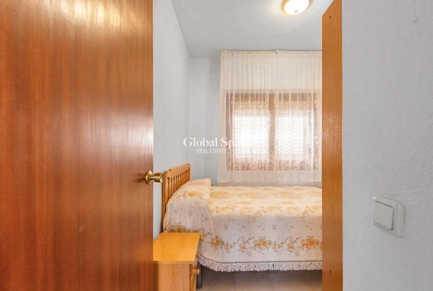 Venta - APARTAMENTO -
TORREVIEJA - Estacion de autobuses