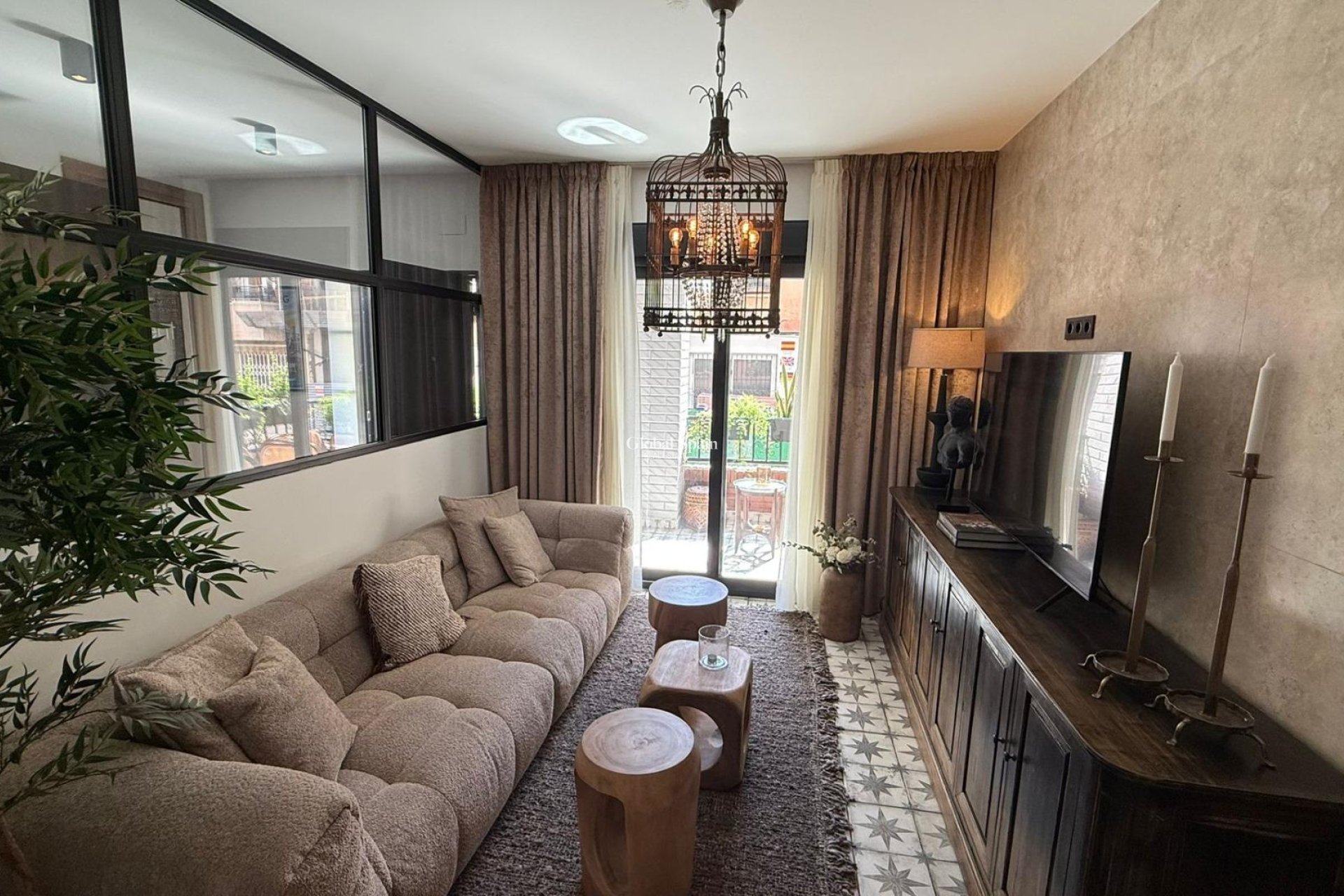 Venta - APARTAMENTO -
TORREVIEJA - Estacion de autobuses