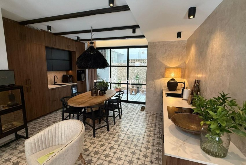 Venta - APARTAMENTO -
TORREVIEJA - Estacion de autobuses