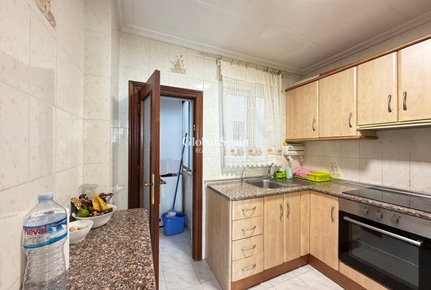 Venta - APARTAMENTO -
TORREVIEJA - Estacion de autobuses