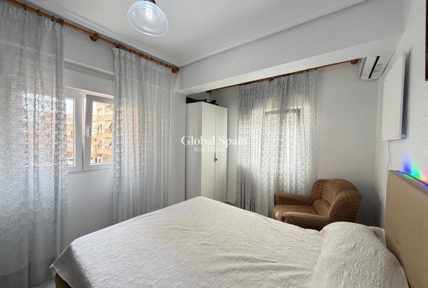 Venta - APARTAMENTO -
TORREVIEJA - Estacion de autobuses