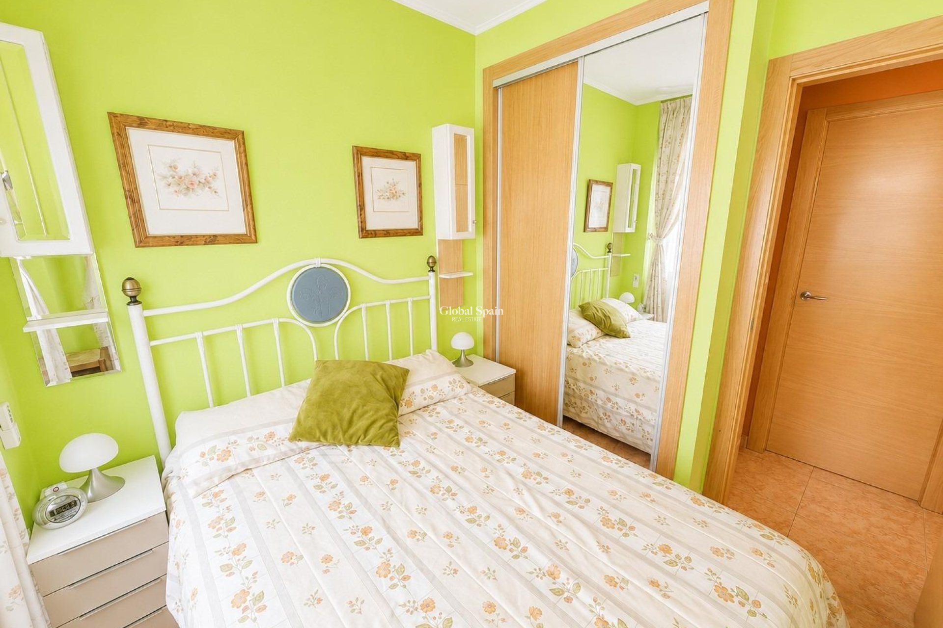 Venta - APARTAMENTO -
TORREVIEJA - Estacion de autobuses