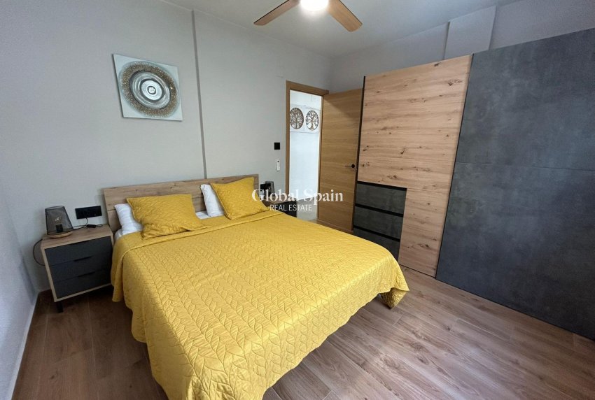 Venta - APARTAMENTO -
TORREVIEJA - Estacion de autobuses
