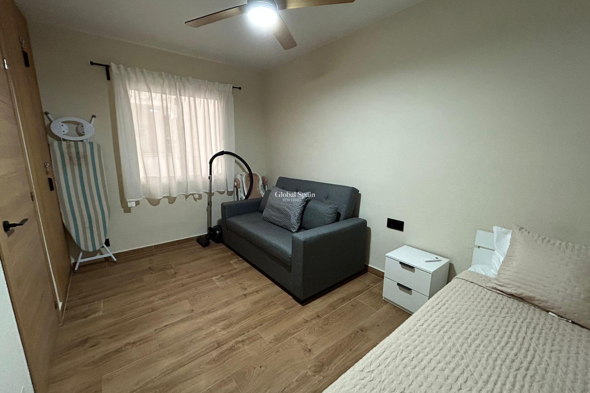 Venta - APARTAMENTO -
TORREVIEJA - Estacion de autobuses