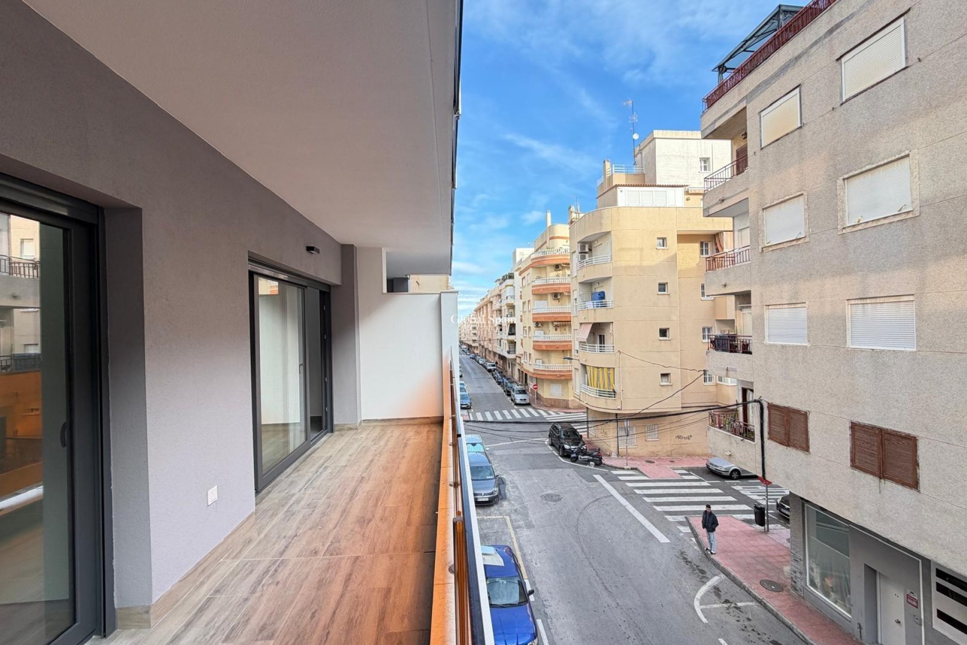 Venta - APARTAMENTO -
TORREVIEJA - Estacion de autobuses