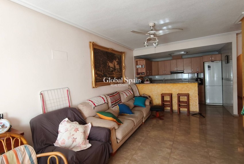 Venta - APARTAMENTO -
TORREVIEJA - Estacion de autobuses