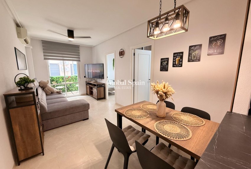 Venta - APARTAMENTO -
TORREVIEJA - Estacion de autobuses