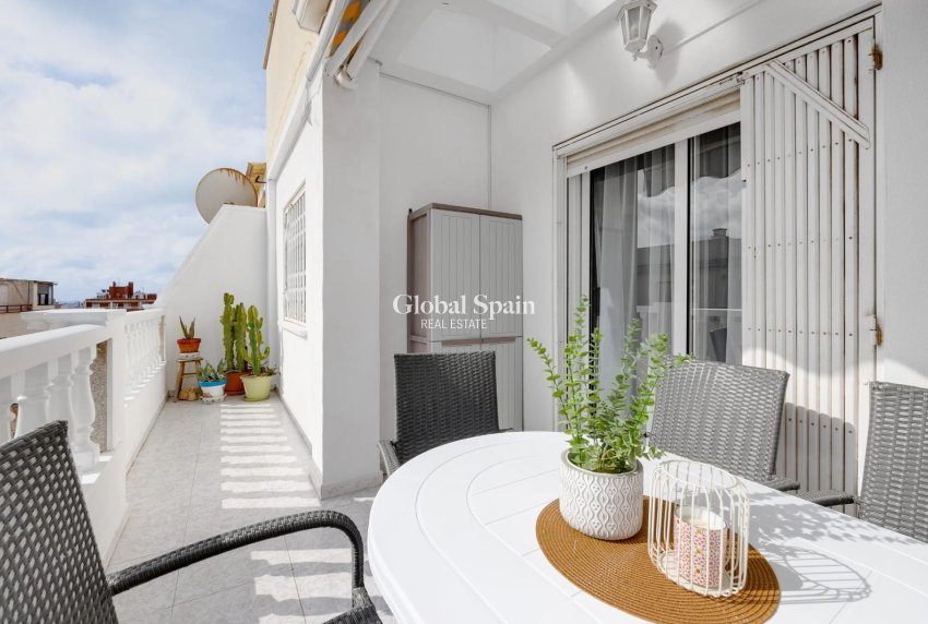 Venta - APARTAMENTO -
TORREVIEJA - Estacion de autobuses