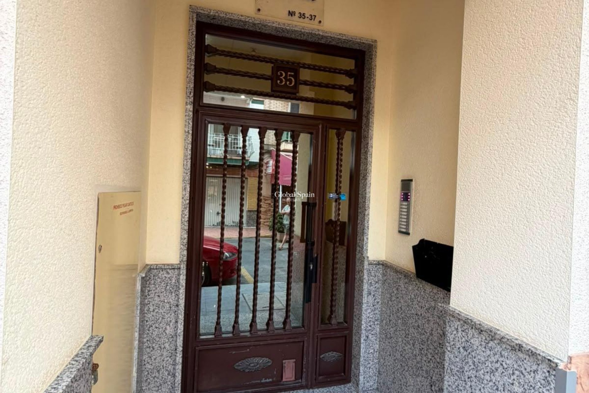 Venta - APARTAMENTO -
TORREVIEJA - Estacion de autobuses