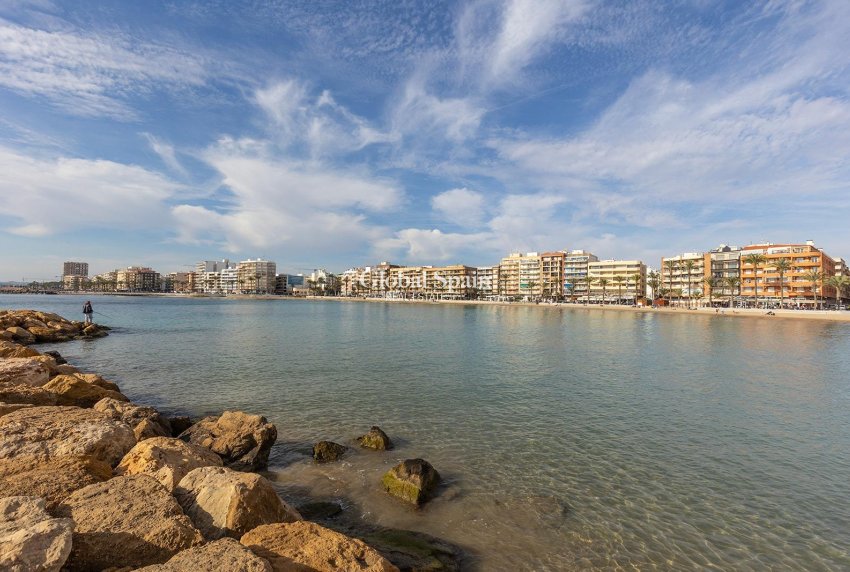 Venta - APARTAMENTO -
TORREVIEJA - Estacion de autobuses