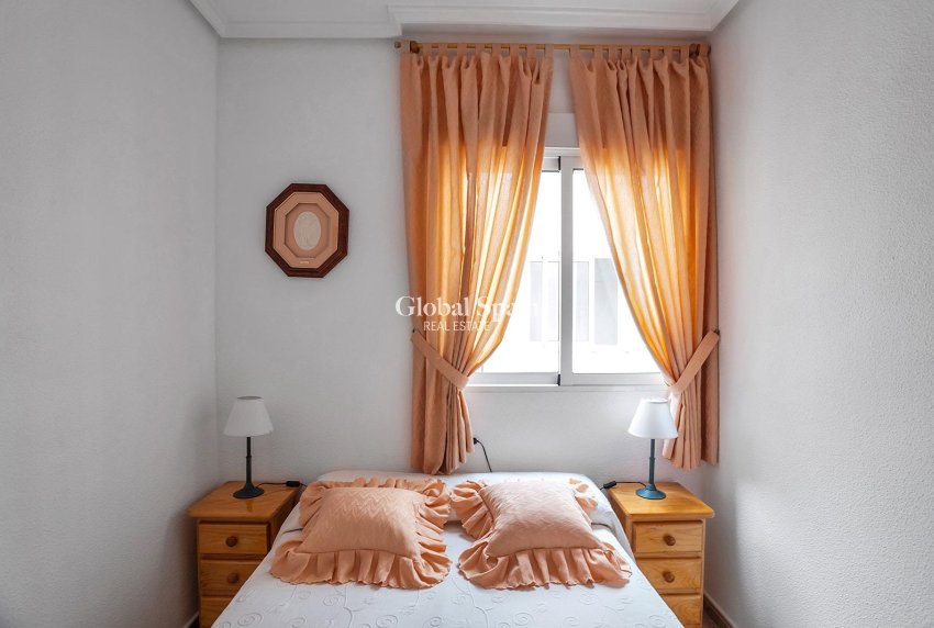 Venta - APARTAMENTO -
TORREVIEJA - Estacion de autobuses