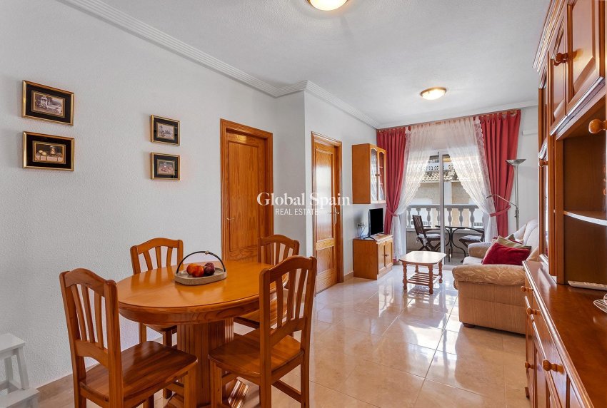 Venta - APARTAMENTO -
TORREVIEJA - Estacion de autobuses