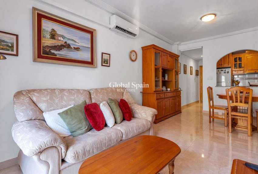 Venta - APARTAMENTO -
TORREVIEJA - Estacion de autobuses