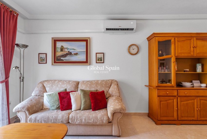 Venta - APARTAMENTO -
TORREVIEJA - Estacion de autobuses