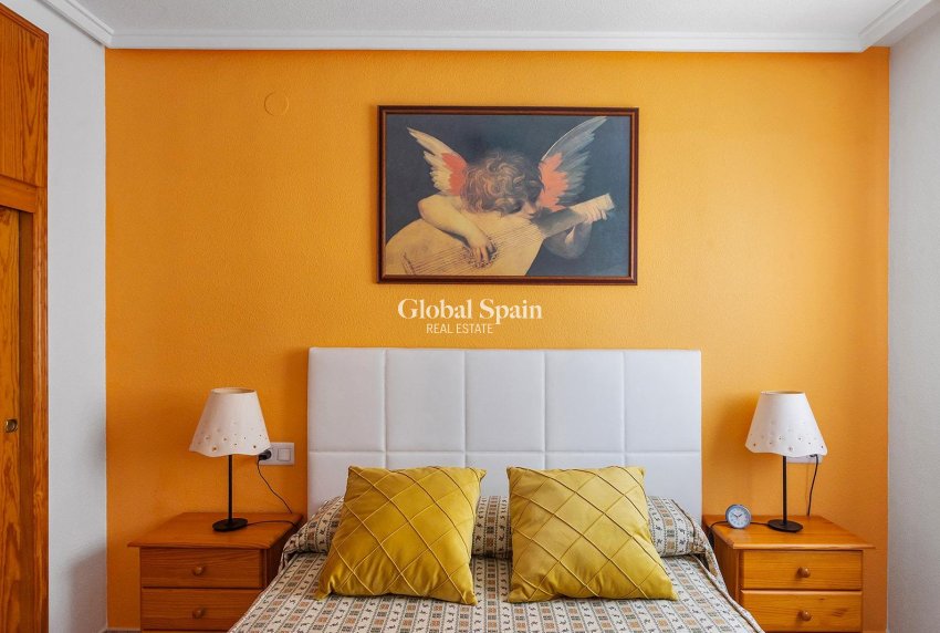 Venta - APARTAMENTO -
TORREVIEJA - Estacion de autobuses