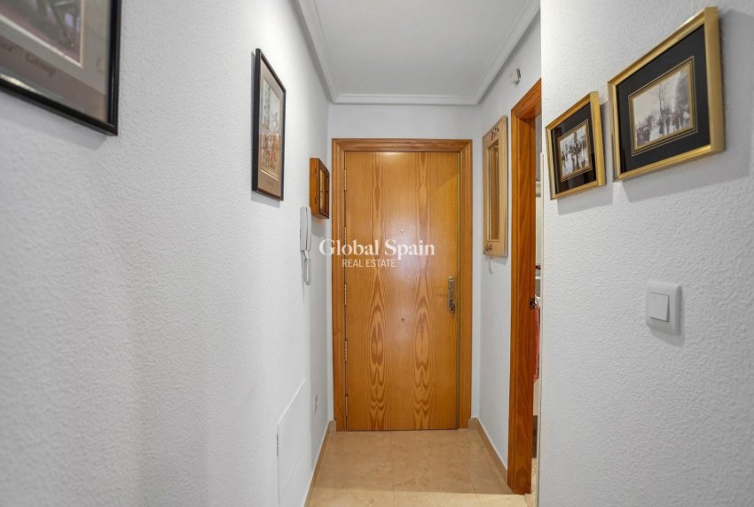 Venta - APARTAMENTO -
TORREVIEJA - Estacion de autobuses
