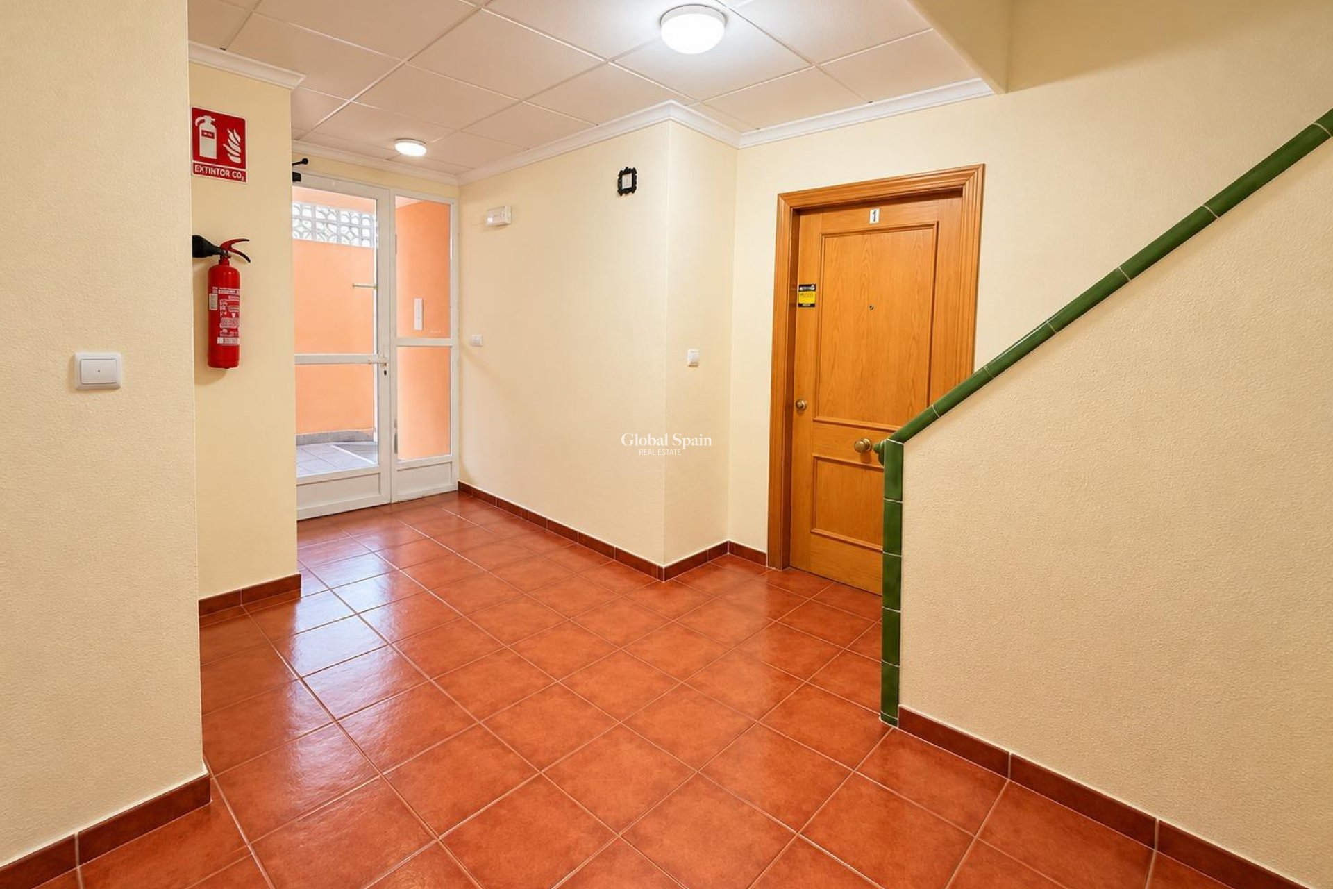 Venta - APARTAMENTO -
TORREVIEJA - Estacion de autobuses