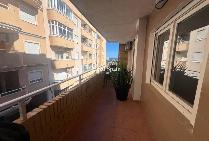 Venta - APARTAMENTO -
TORREVIEJA - Estacion de autobuses