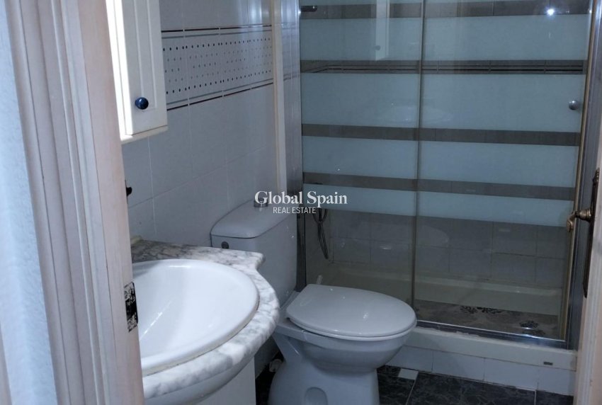 Venta - APARTAMENTO -
TORREVIEJA - Gaspar Perrelló