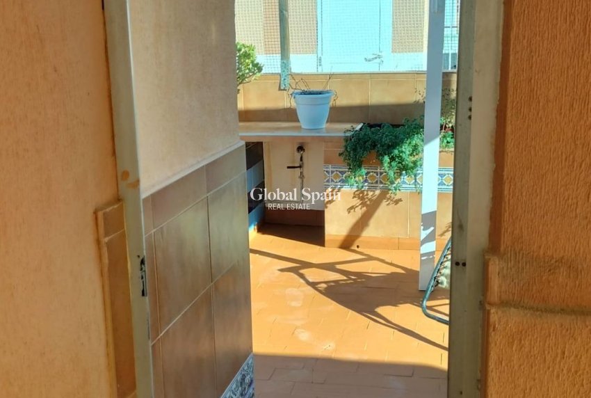 Venta - APARTAMENTO -
TORREVIEJA - Gaspar Perrelló