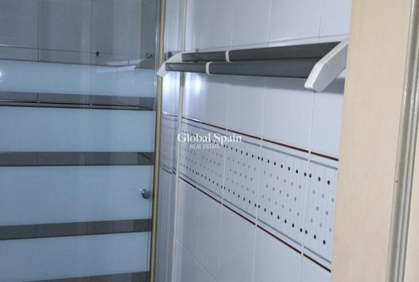 Venta - APARTAMENTO -
TORREVIEJA - Gaspar Perrelló