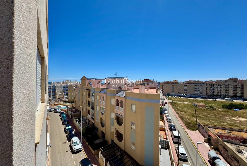 Venta - APARTAMENTO -
TORREVIEJA - Gaspar Perrelló