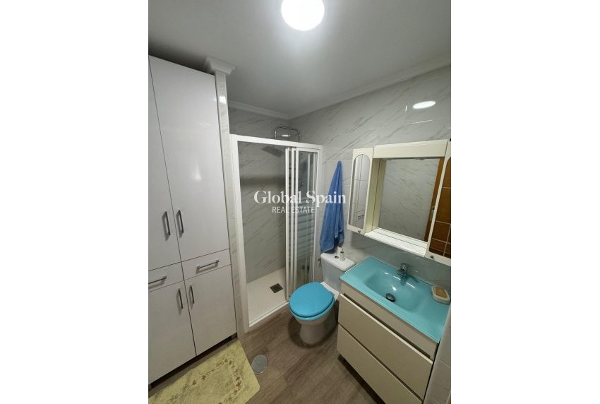 Venta - APARTAMENTO -
TORREVIEJA - Habaneras