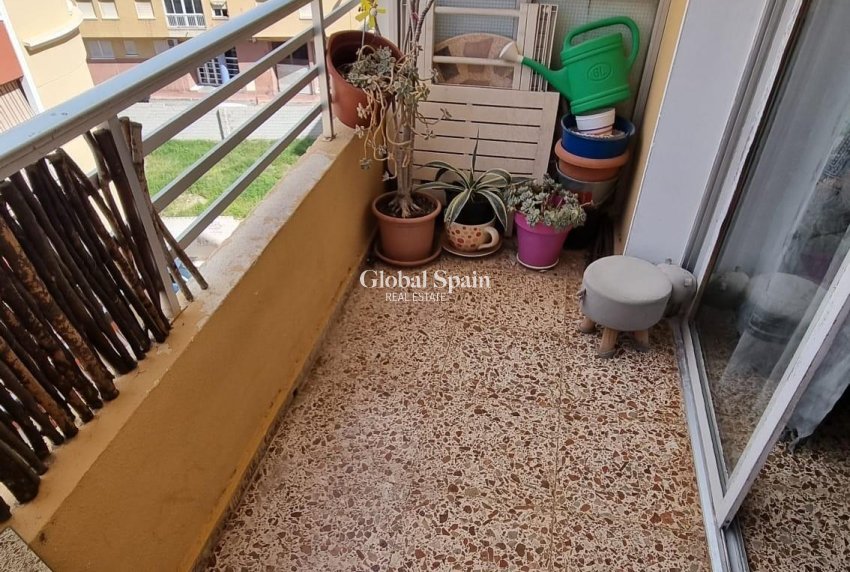 Venta - APARTAMENTO -
TORREVIEJA - Habaneras