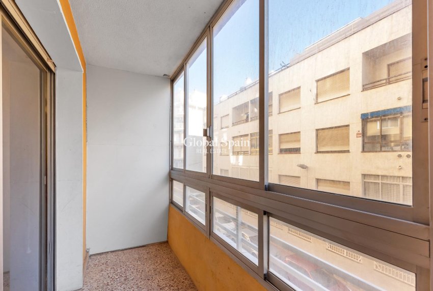 Venta - APARTAMENTO -
TORREVIEJA - Habaneras