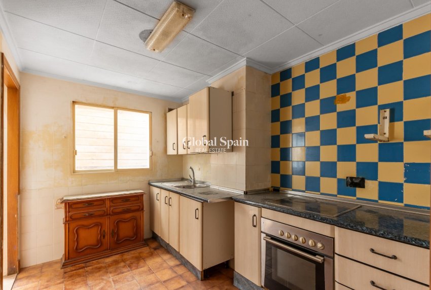 Venta - APARTAMENTO -
TORREVIEJA - Habaneras