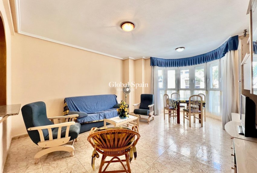 Venta - APARTAMENTO -
TORREVIEJA - Habaneras