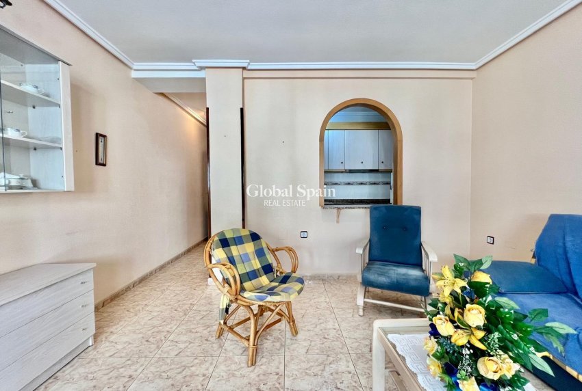 Venta - APARTAMENTO -
TORREVIEJA - Habaneras