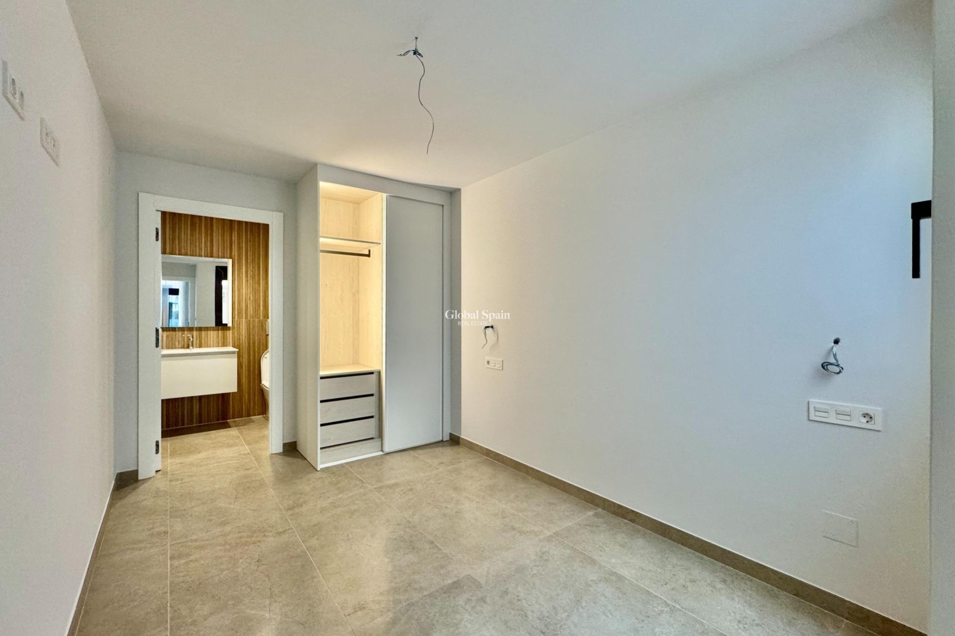 Venta - APARTAMENTO -
TORREVIEJA - Habaneras