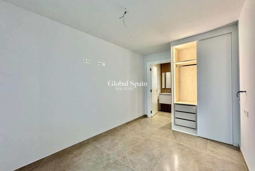 Venta - APARTAMENTO -
TORREVIEJA - Habaneras