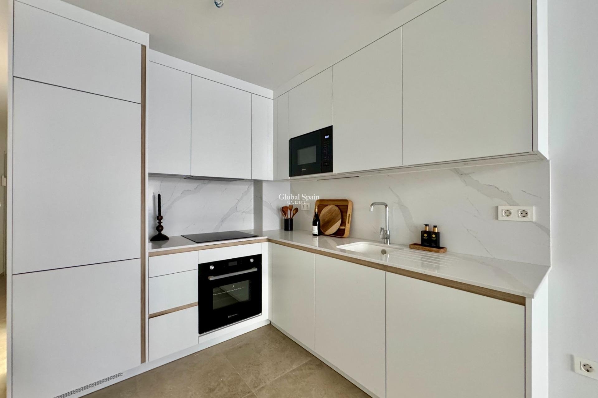Venta - APARTAMENTO -
TORREVIEJA - Habaneras