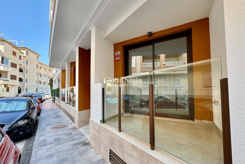 Venta - APARTAMENTO -
TORREVIEJA - Habaneras