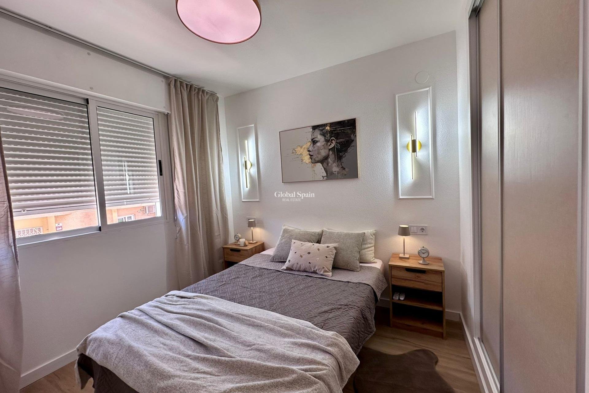 Venta - APARTAMENTO -
TORREVIEJA - Habaneras
