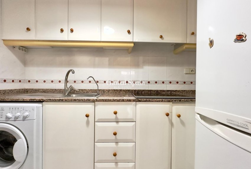 Venta - APARTAMENTO -
TORREVIEJA - La Mata pueblo