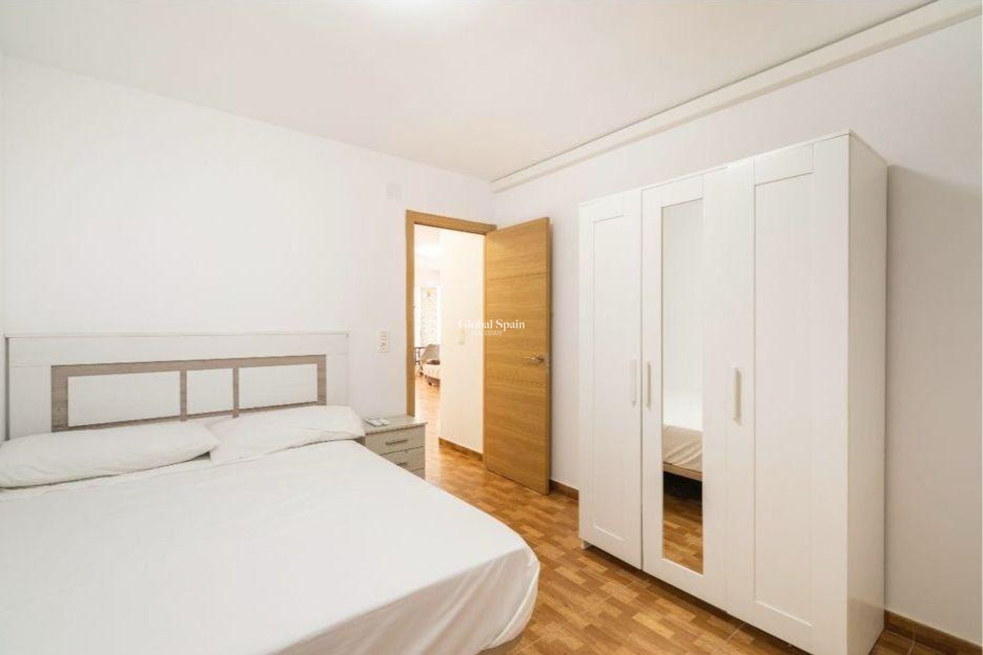 Venta - APARTAMENTO -
TORREVIEJA - La Mata pueblo