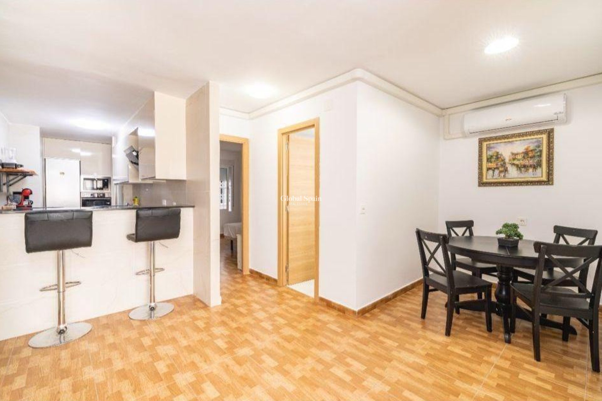 Venta - APARTAMENTO -
TORREVIEJA - La Mata pueblo