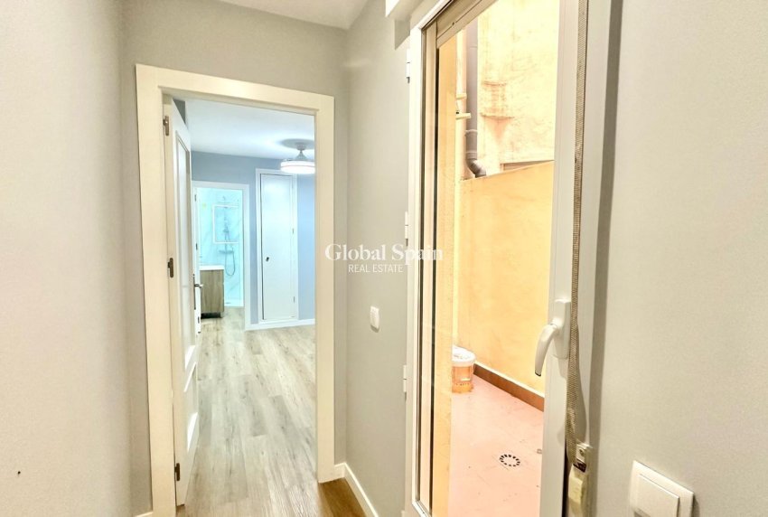 Venta - APARTAMENTO -
TORREVIEJA - La Mata pueblo