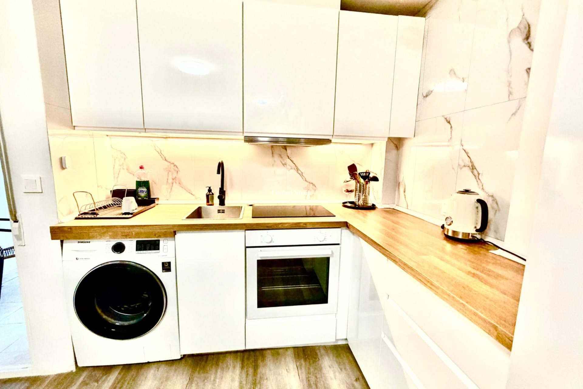 Venta - APARTAMENTO -
TORREVIEJA - La Mata pueblo