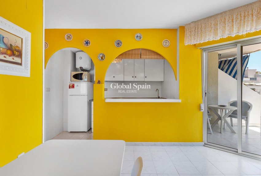 Venta - APARTAMENTO -
TORREVIEJA - La Mata pueblo
