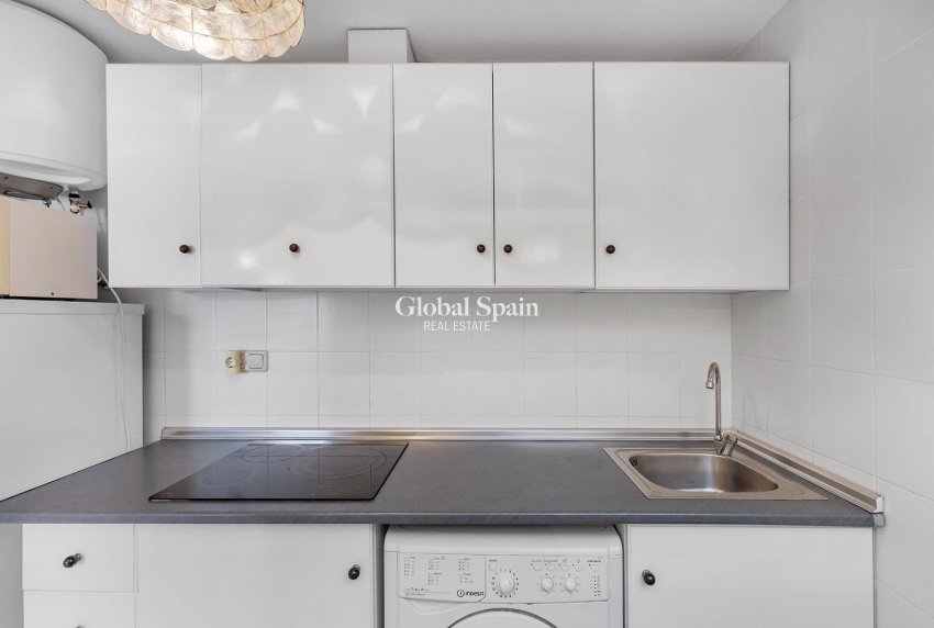 Venta - APARTAMENTO -
TORREVIEJA - La Mata pueblo